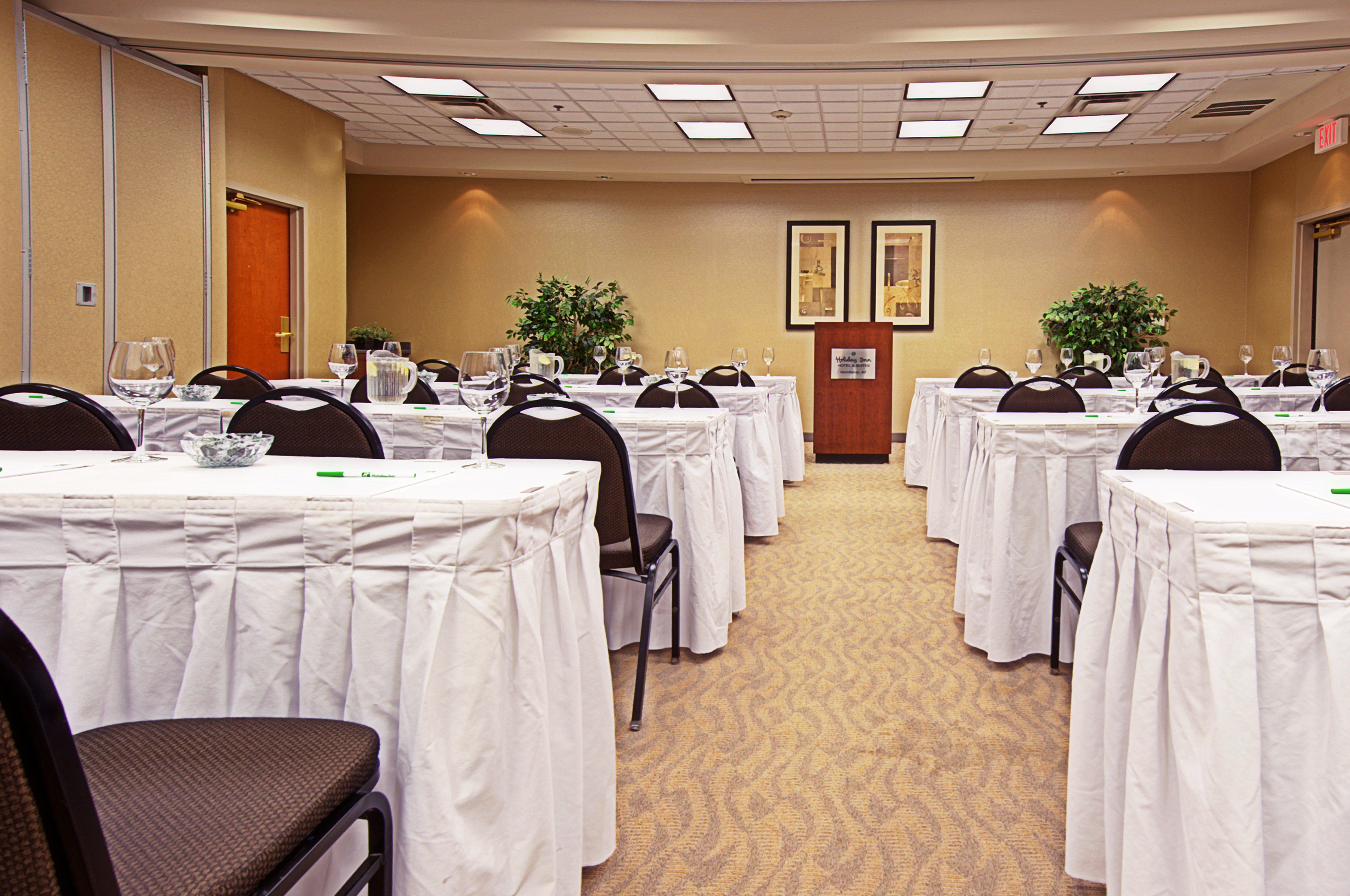 Holiday Inn & Suites Goodyear - West Phoenix Area By Ihg מראה חיצוני תמונה