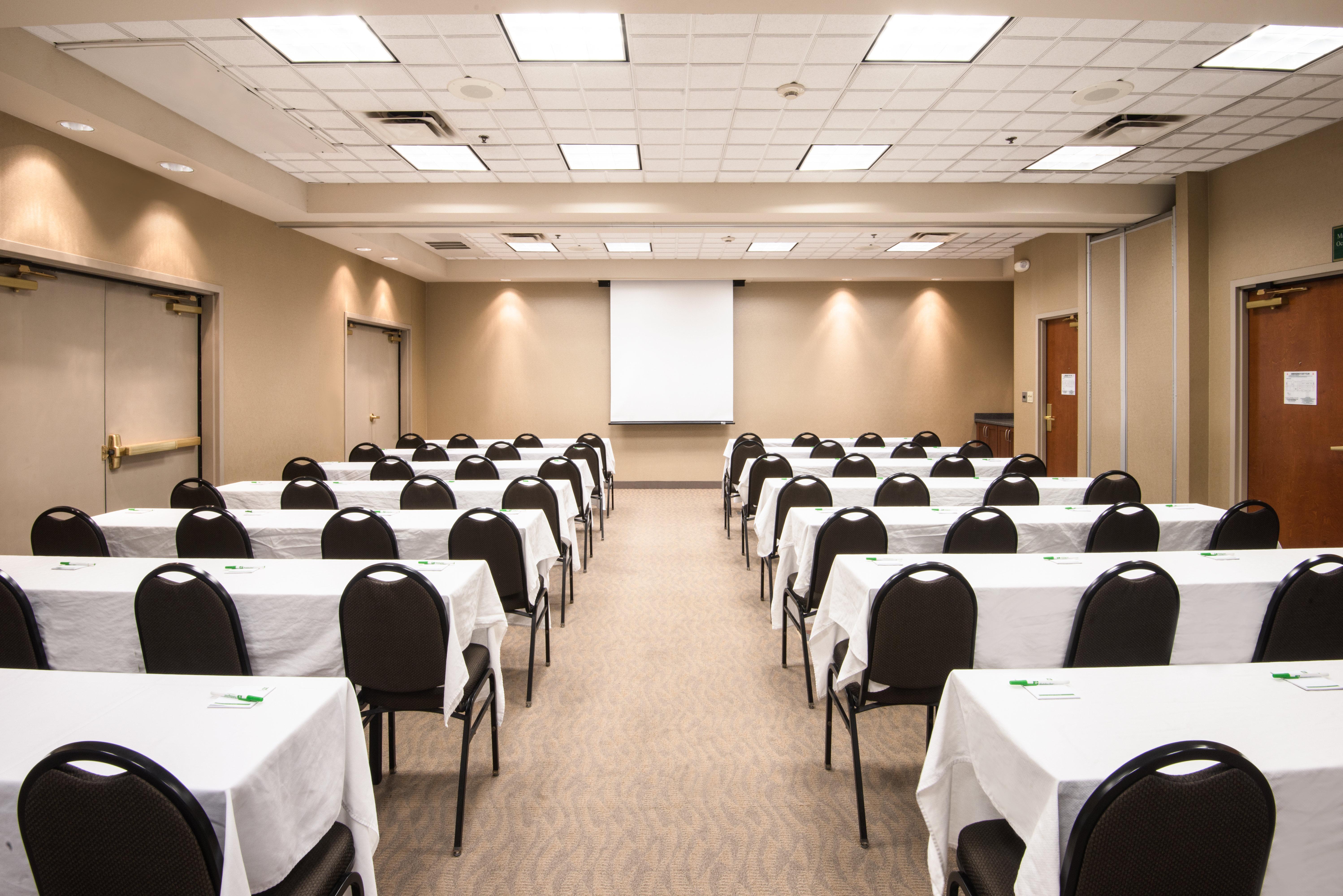 Holiday Inn & Suites Goodyear - West Phoenix Area By Ihg מראה חיצוני תמונה